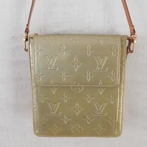 Louis Vuitton Vernis Mott gold